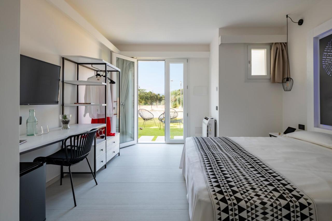 Cara A Bentu - Charming Rooms Tortoli Ngoại thất bức ảnh