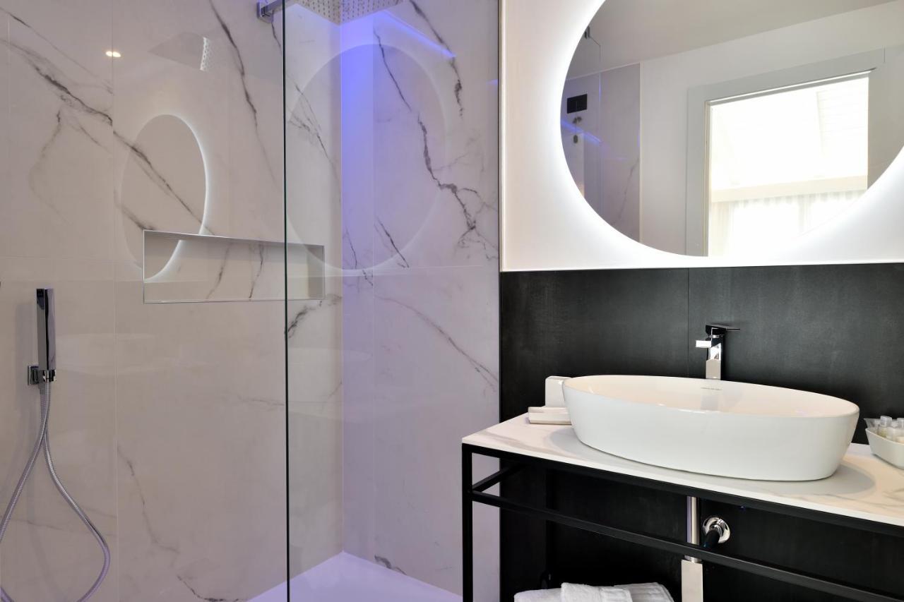 Cara A Bentu - Charming Rooms Tortoli Ngoại thất bức ảnh